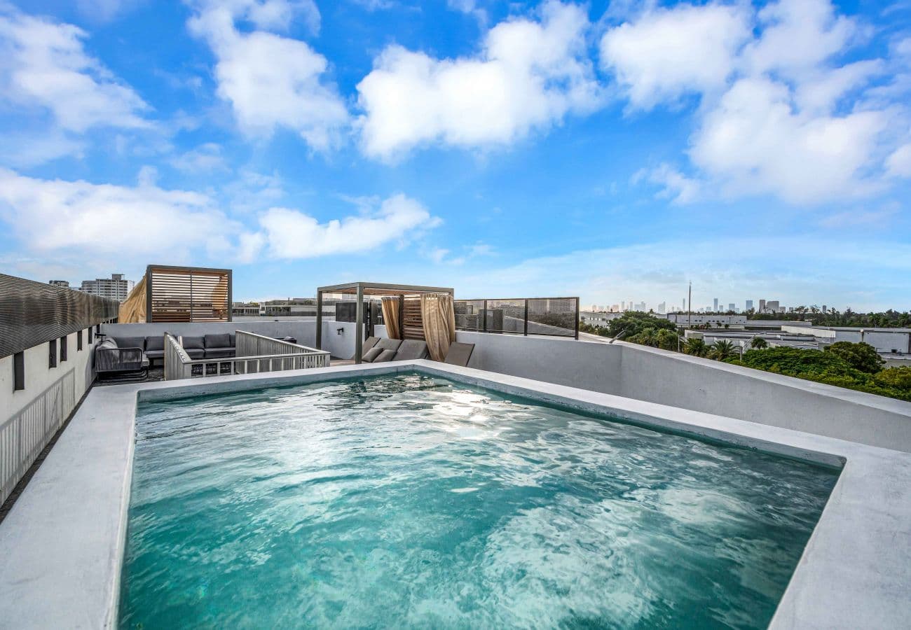 Miami Beach Townhouse — Miami Beach