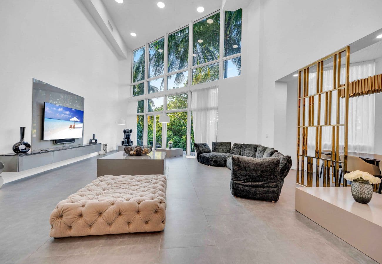 South Beach Townhouse — South Beach